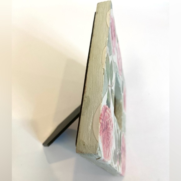 Vintage Floral Picture Frame 5 1/2” x 6” - Picture 3 of 11